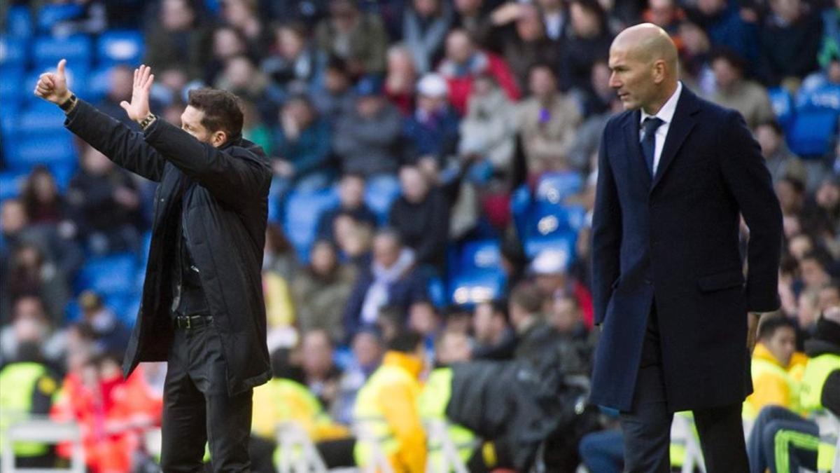 Simeone le ganó la partida a Zidane en su última visita al Bernabéu