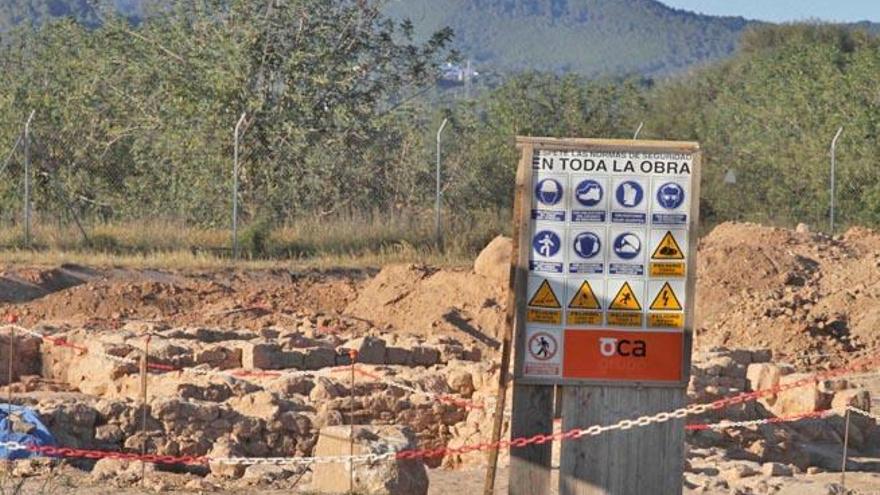 La zona del yacimiento donde se encuentran los muros de época romana.