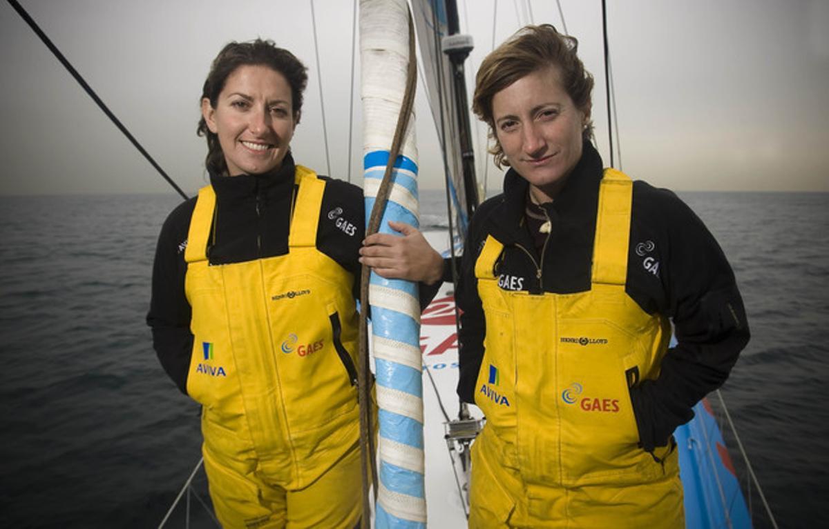 Anna Corbella (dreta) i Dee Caffari, tripulants del ’Gaes’.