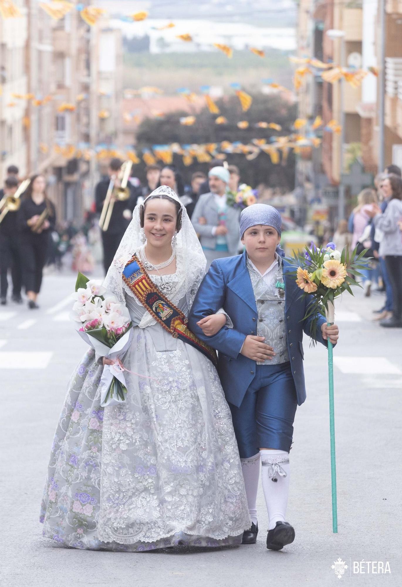 Bétera celebra la Ofrenda a la Mare de Déu de las Fallas de 2023