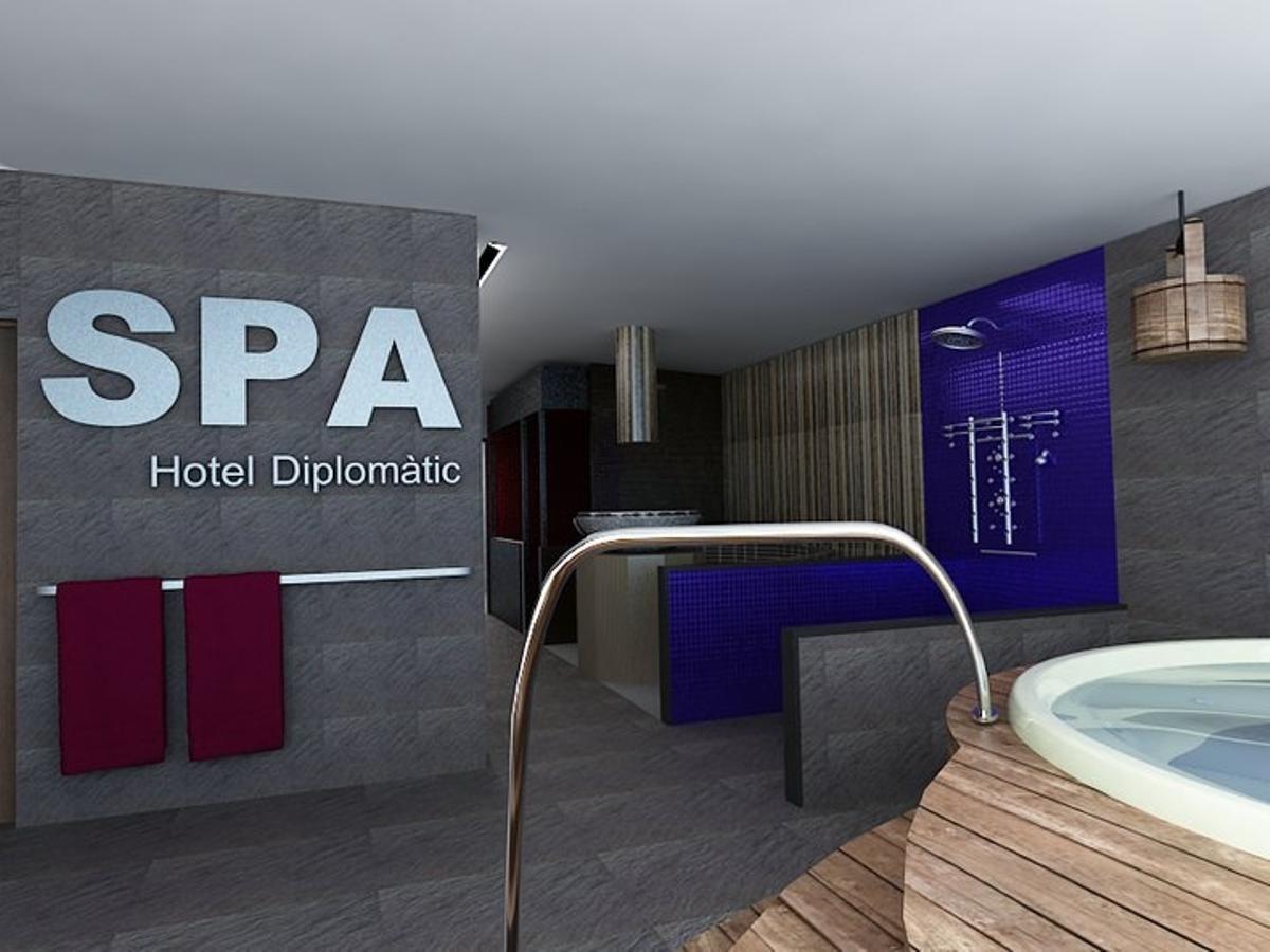 El Hotel Zenit Diplomàtic incluye Spa y piscina exterior climatizada, entre otros servicios