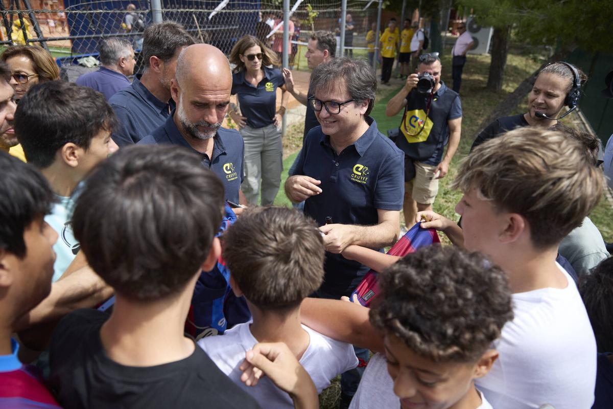 Inaguración Cruyff Court con la presencia de Pep Guardiola Foto: Dani Barbeito Salle Manresa