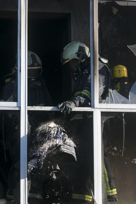 Incendio en un caserón de Jardín de Cantos, en Avilés