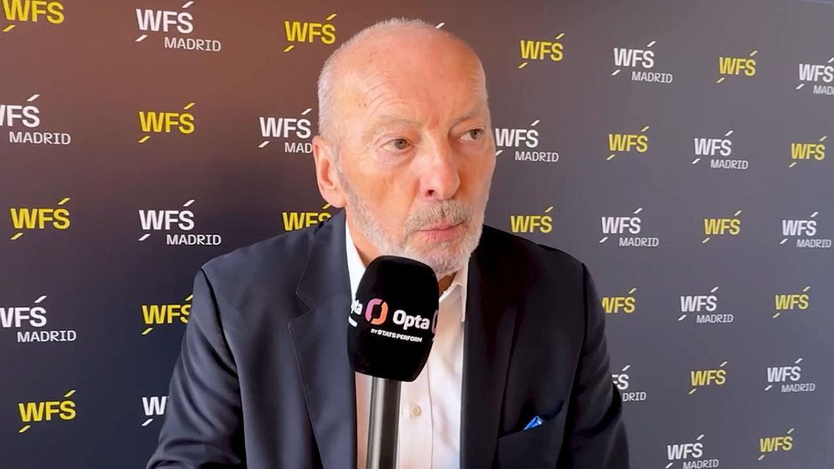 Moore cree que Klopp no volverá a entrenar: "Disfruta demasiado la vida"