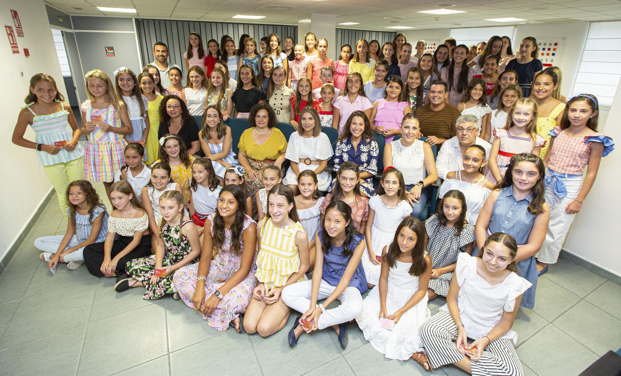 Primera reunión del jurado con las candidatas a Bellea