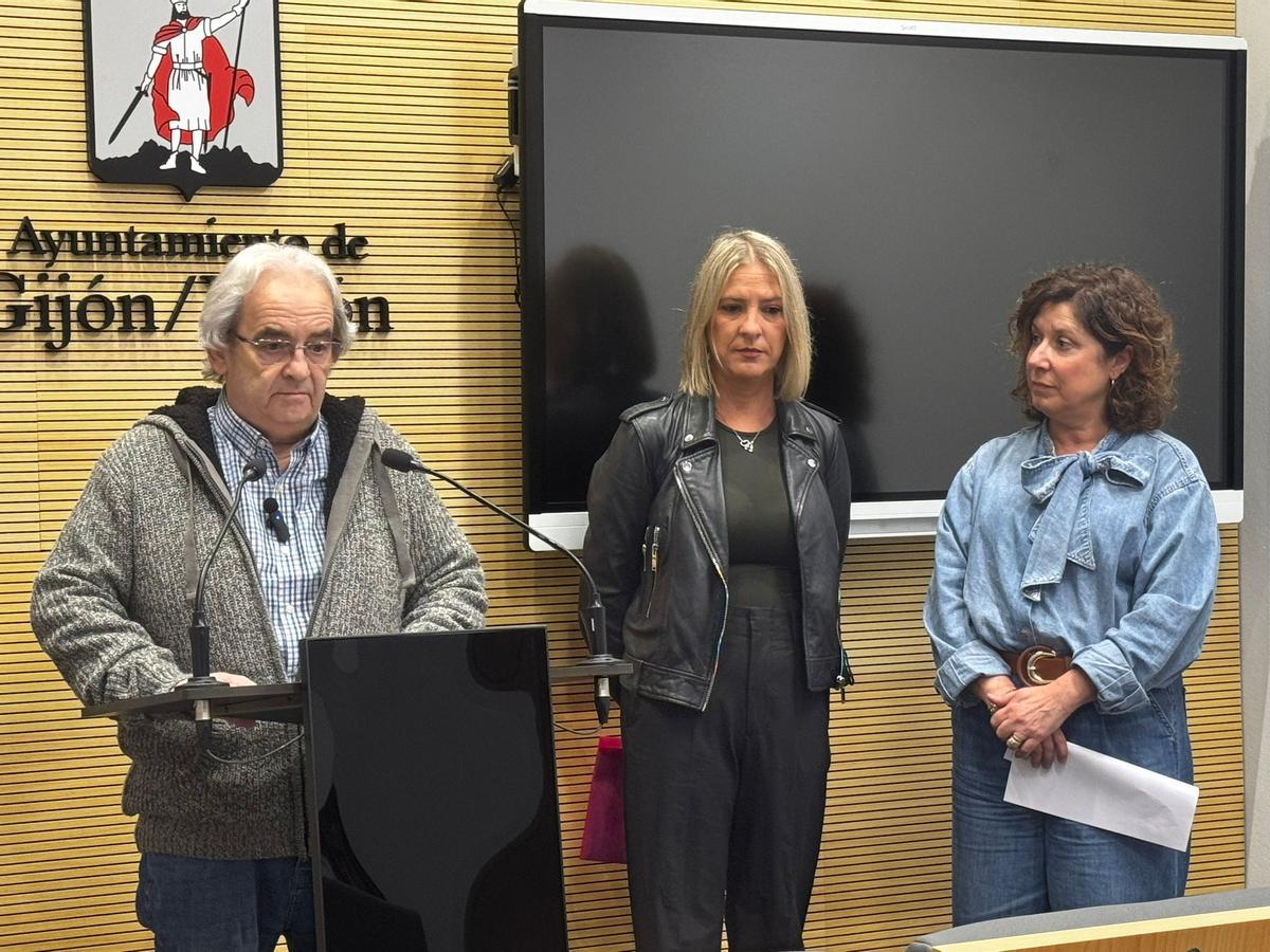 Un momento de la rueda de prensa.