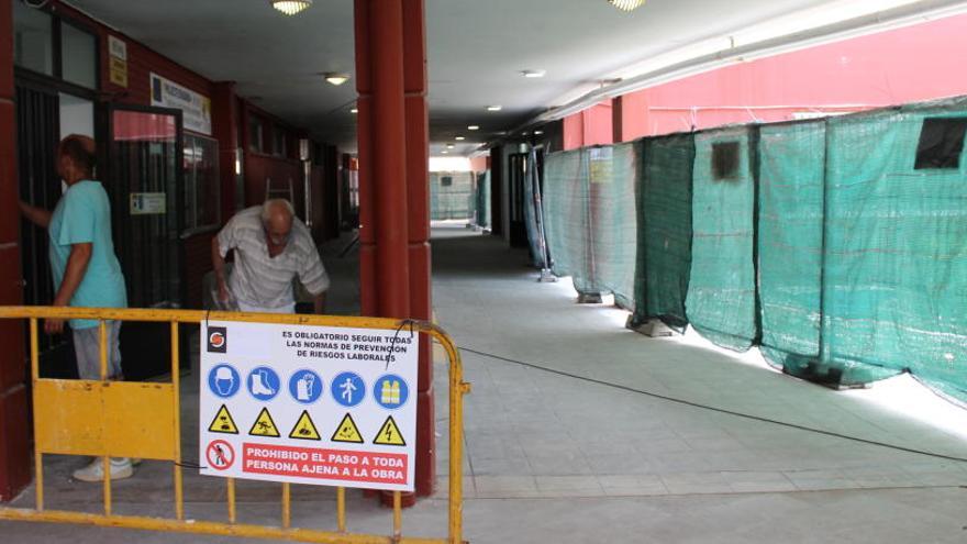 Casi 500 alumnos de Dénia iniciarán las clases en un colegio en obras