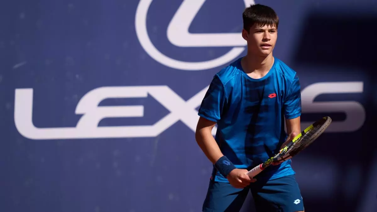El peque?o de los Alcaraz se queda sin final en Barcelona