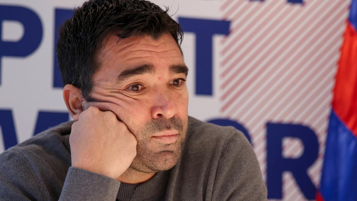 Deco es el director deportivo del Barça