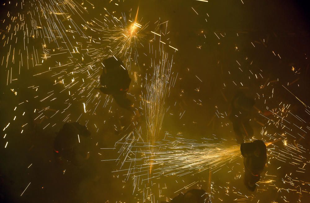 Imágenes de la Cordà de Paterna, celebrada esta madrugada.