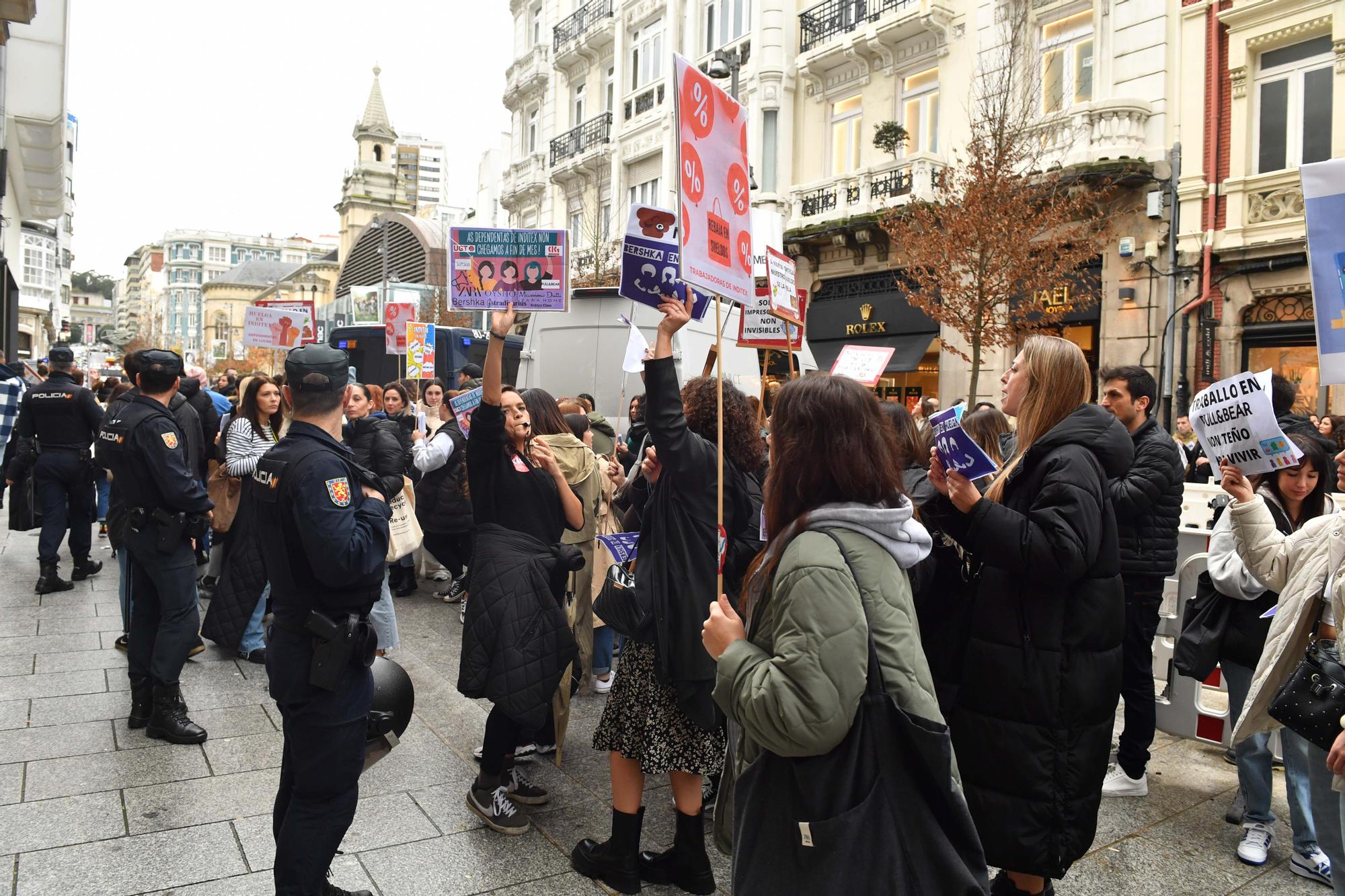 Dependientas de Inditex se manifiestan en A Coruña