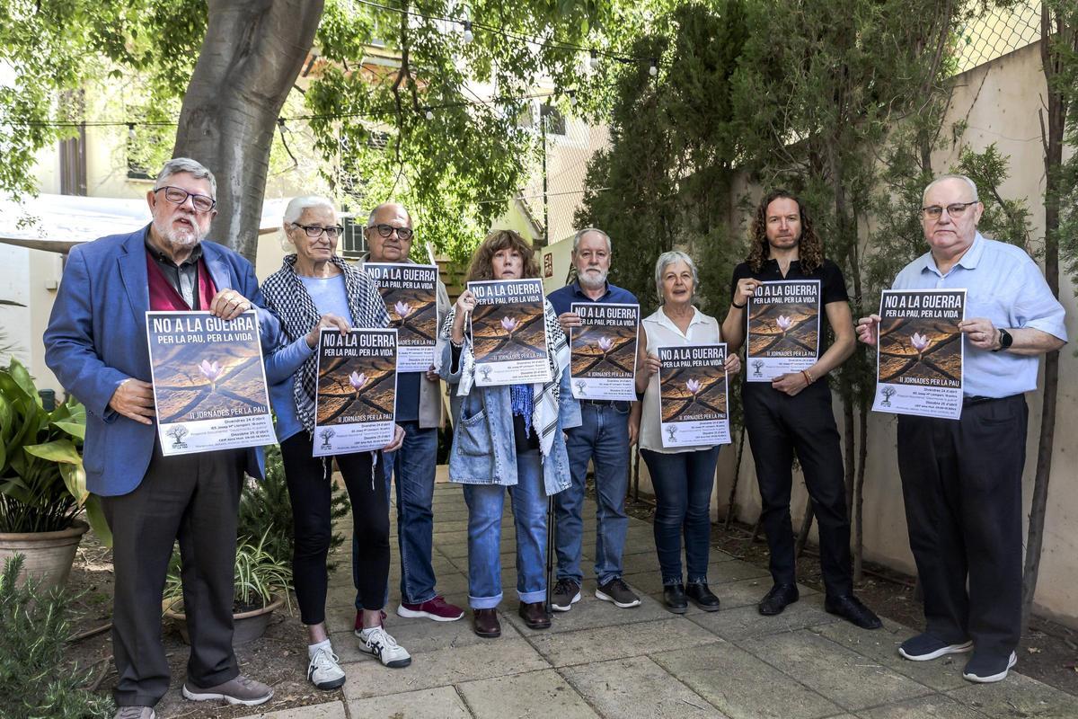 Los representantes de las asociaciones presentan la II Jornades per la Pau
