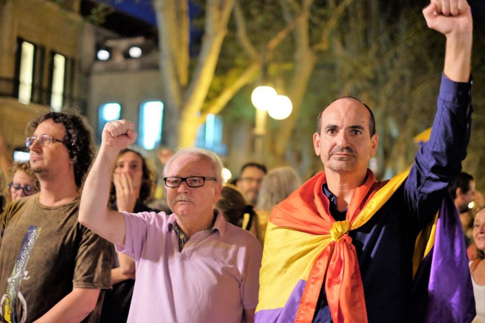 Unas 3.500 personas se manifiestan en Palma a favor del "derecho a decidir de los catalanes"