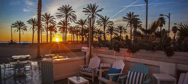 Terraza del chiringuito La más bonita, en Alboraia, Valencia