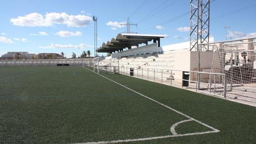 La renovación del terreno permitirá mejorar el juego y satisfacer la demanda de los jugadores y clubes que usan la instalación cada semana