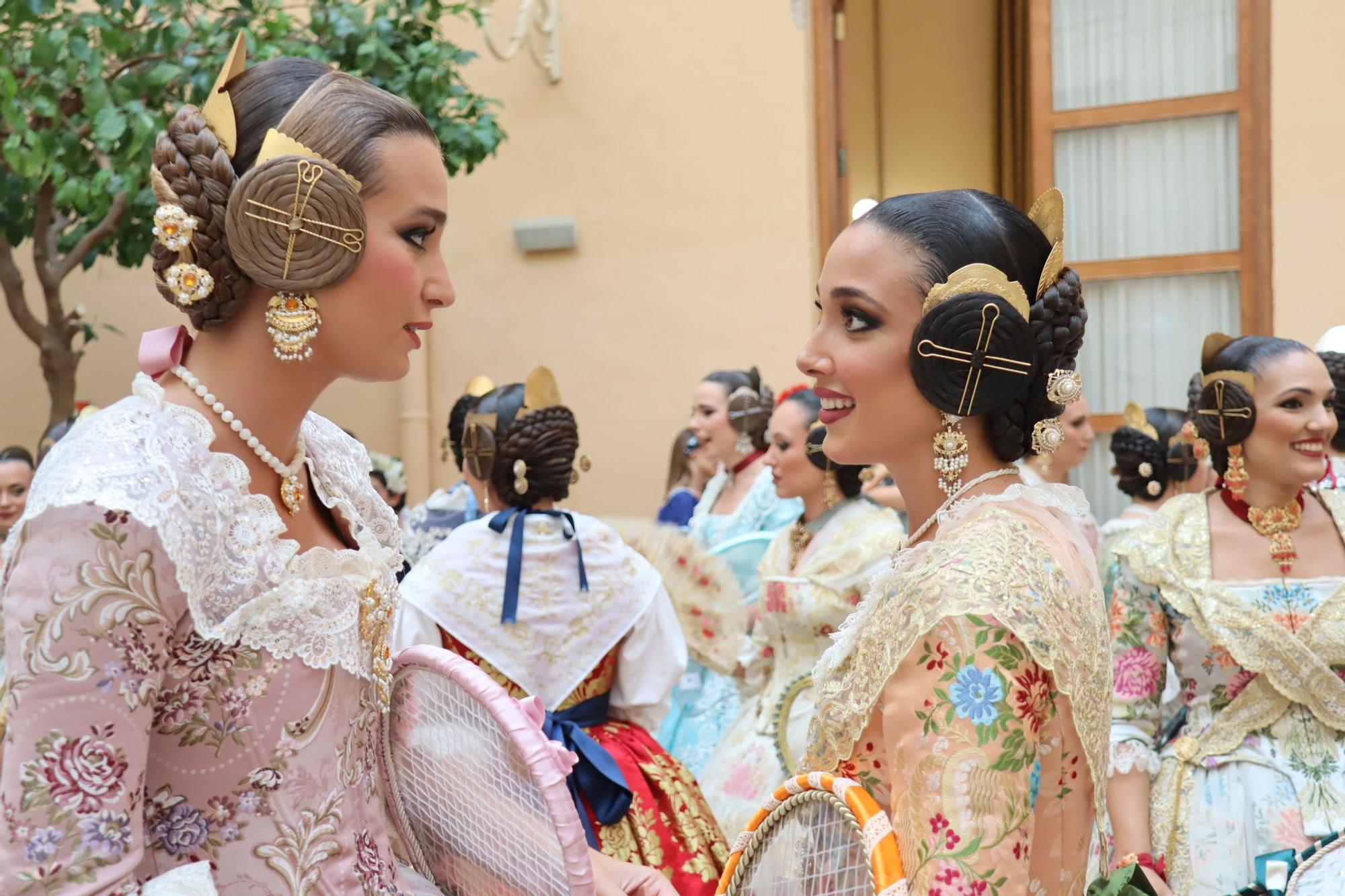 La Batalla de Flores de las candidatas a Falleras Mayores de València