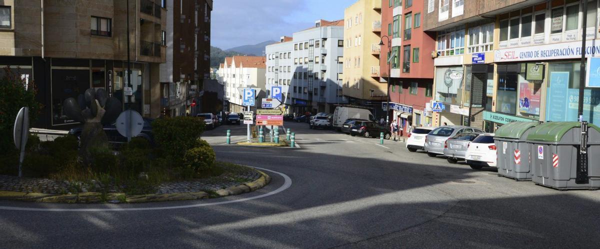Rotonda de la avenida de Bueu.