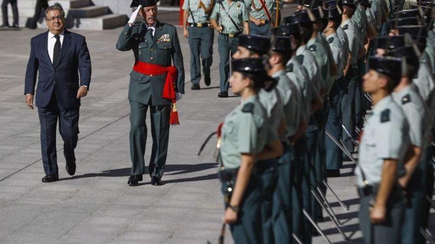 Zoido: &quot;En Cataluña la Guardia Civil es un elemento imprescindible del Estado de Derecho&quot;