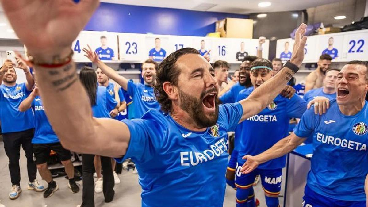 El éxtasis de Bordalás tras lograr la clasificación a la Conference League