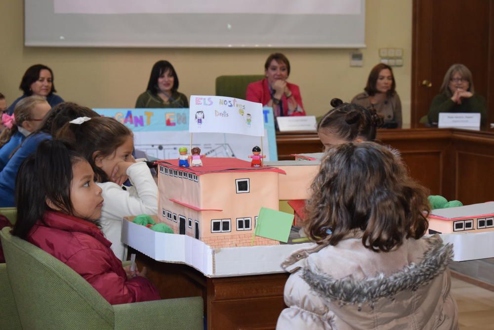 Pleno infantil en Benetússer.