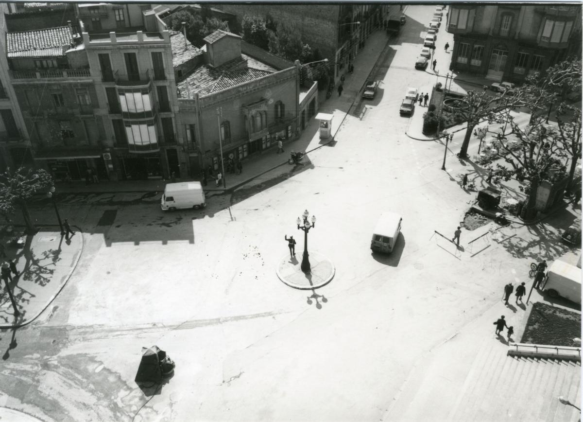 La plaça entre el 1975 i el 1980 La plaça entre el 1975 i el 1980