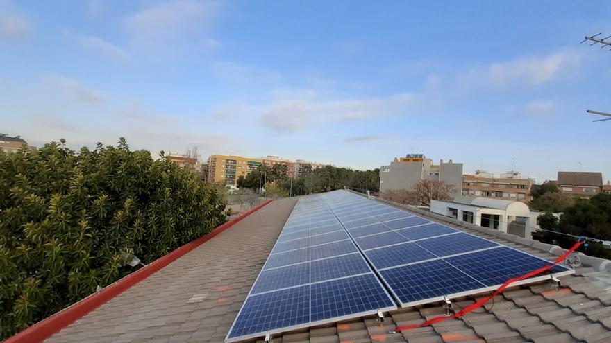 El ahorro de Paterna en luz con los paneles solares en seis colegios