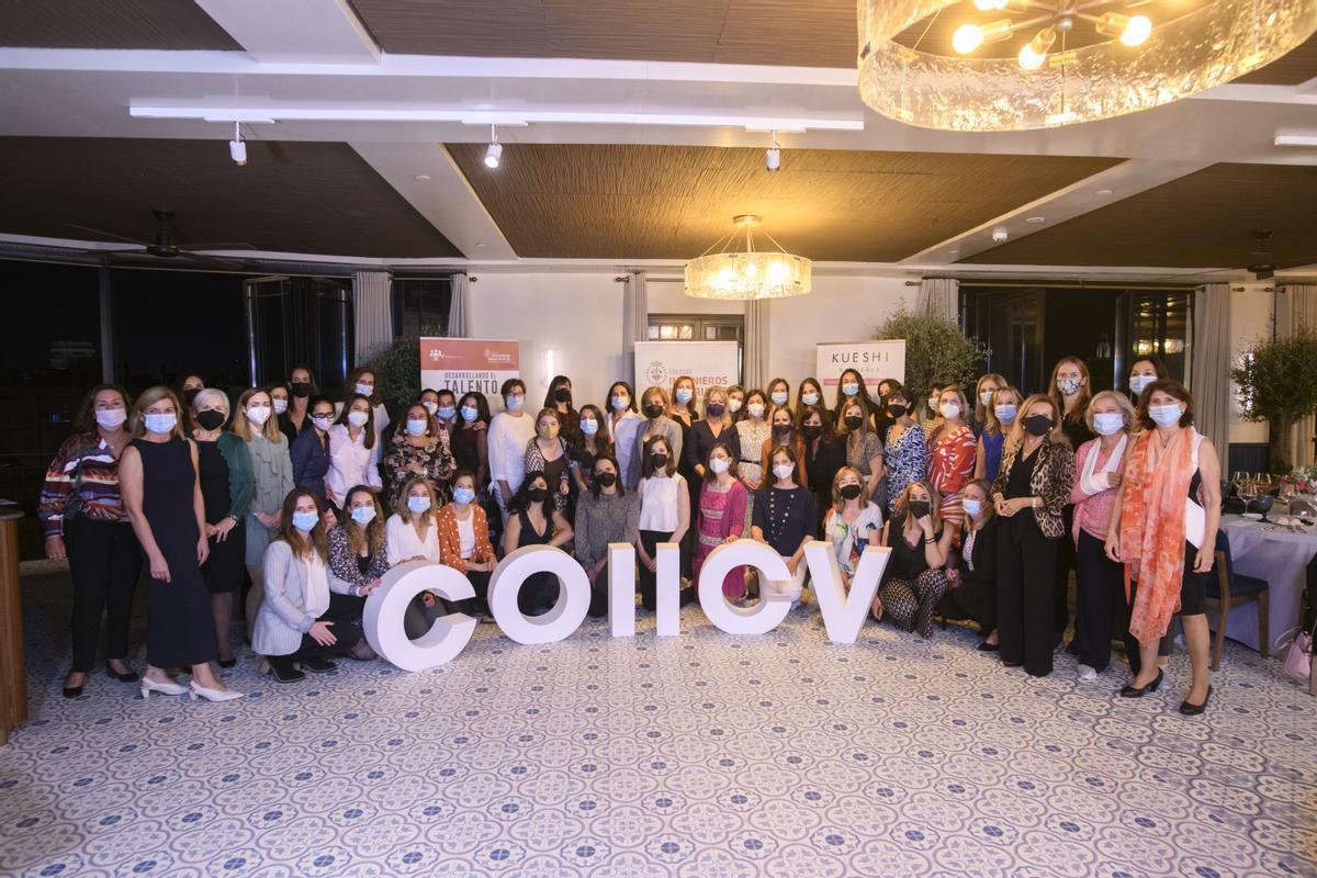 Las asistentes a la XVI Cena de Mujeres en la Ingeniería Industrial