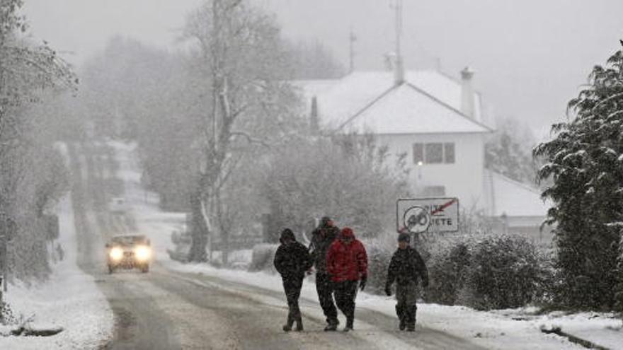 Navarra ya ha recibido la llegada de la nieve.