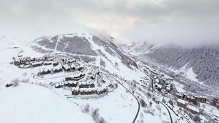 Baqueira inaugura la temporada de esquí este sábado