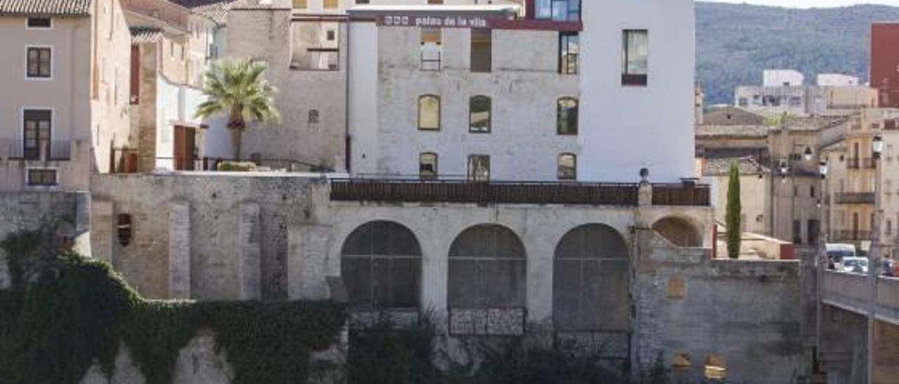 Imagen de archivo de la muralla de la Vila de Ontinyent.