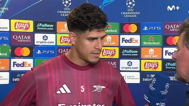 Piero Hincapié: "Creo que el árbitro se equivocó, fue un penal clarísimo".