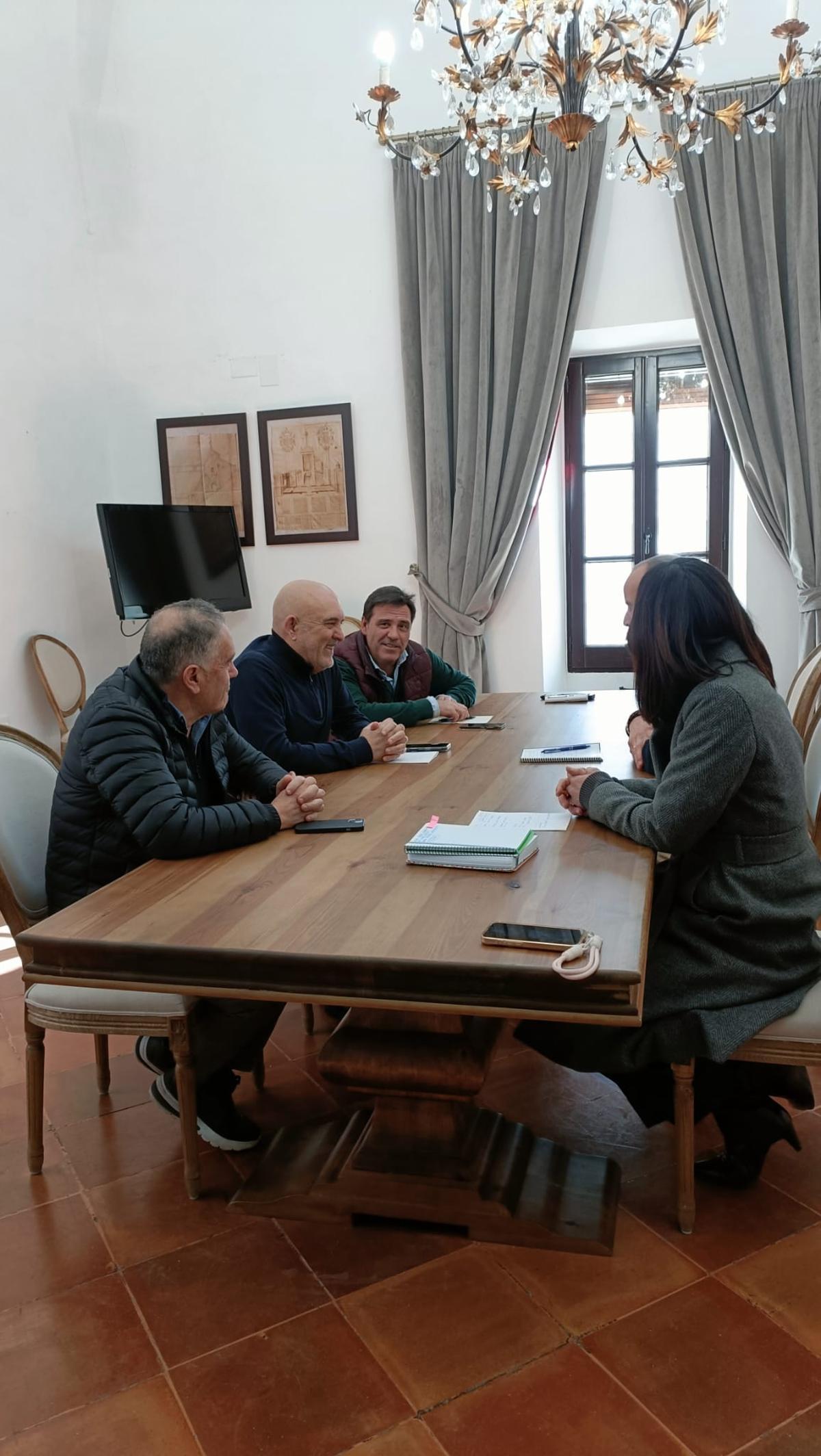 Encuentro de empresarios con el Ayuntamiento de Montilla este lunes.