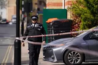 Acusado de asesinato un hombre con nacionalidad brasileña y española tras un ataque con espada en Londres