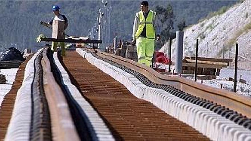 Els treballs que l&#039;empresa duia a terme fa uns mesos en aquest tram a l&#039;alçada de la Jonquera.