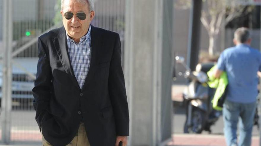 Piden 21 meses de cárcel para el exconsejero Cerdá y el excomisario de Aguas de la CHS por el &#039;Caso Topillo&#039;