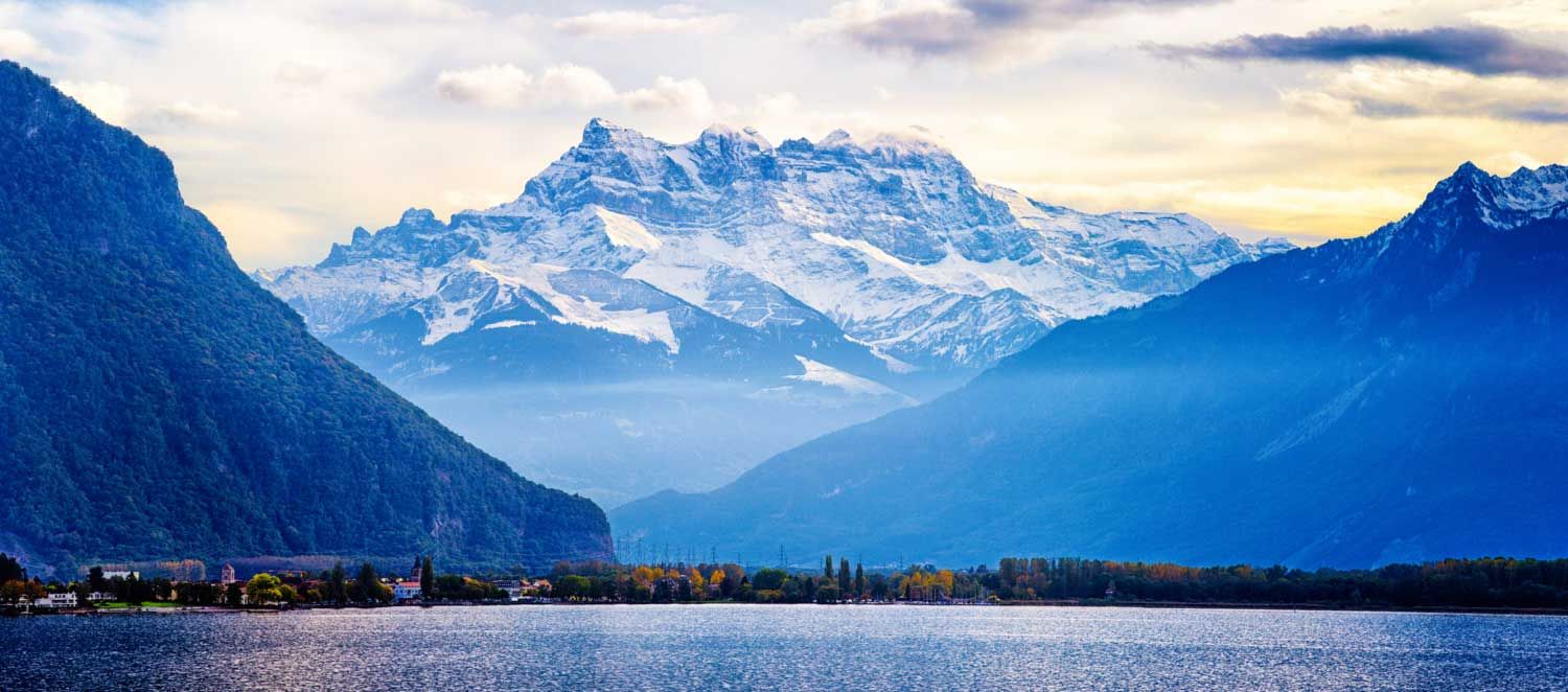 Paisaje de los Alpes suizos