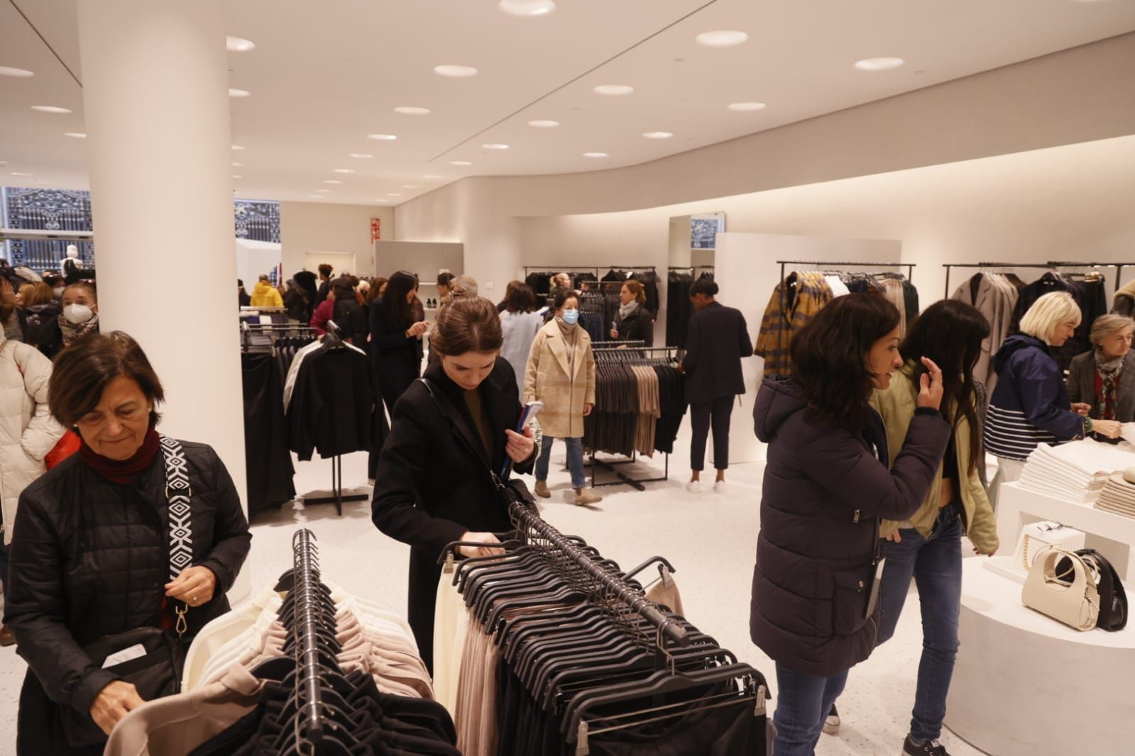 Así es la nueva tienda de Zara en València