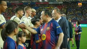 Yoon Hong-guen en la previa del partido entre el FC Seoul y el Barça