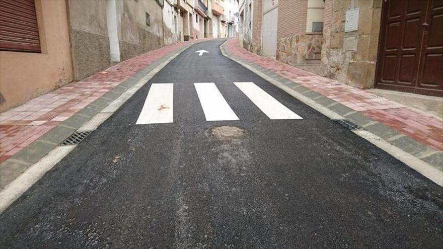 Caspe asfalta la calle Subida a las Monjas