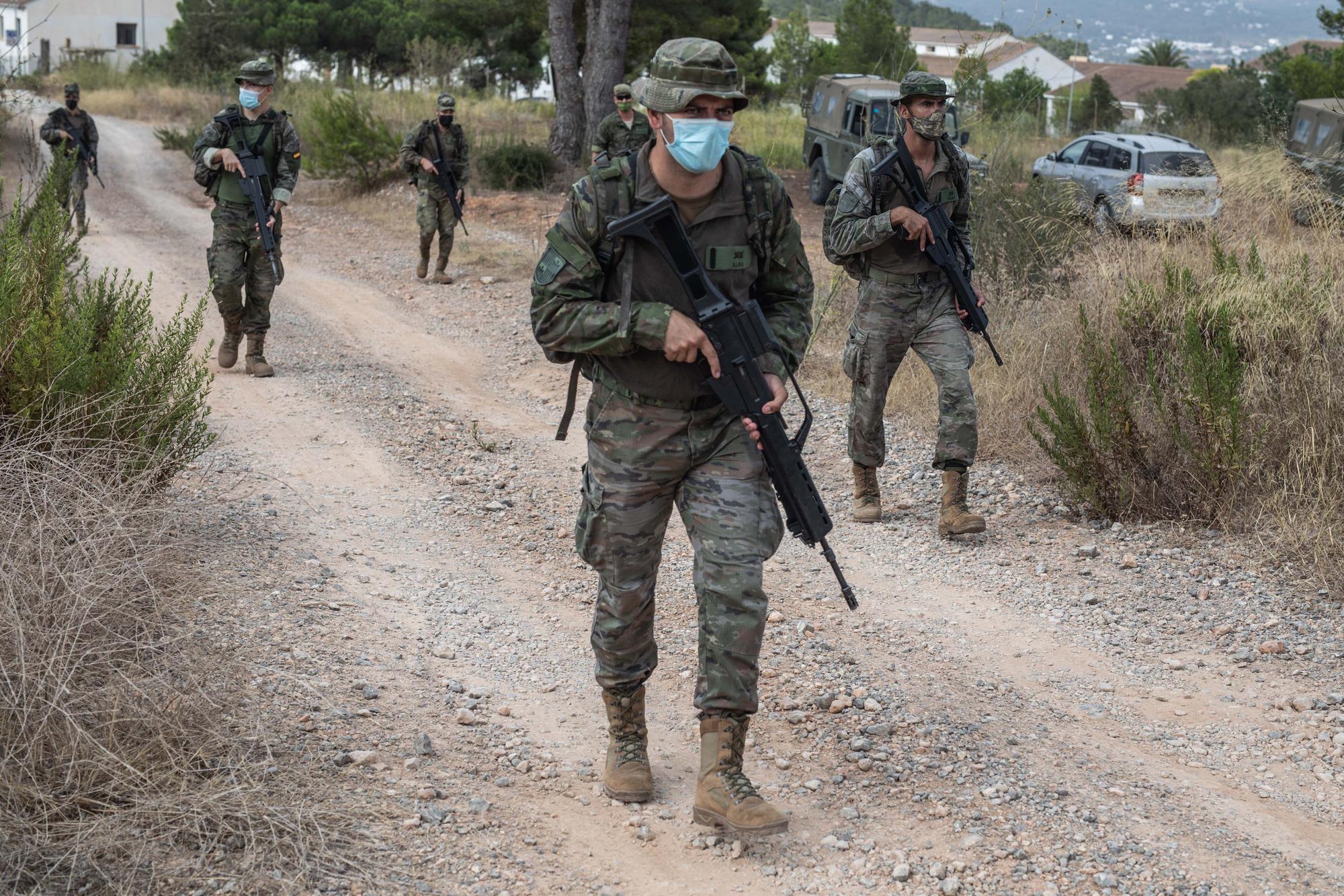 Un ejército entrenando para emergencias en Ibiza
