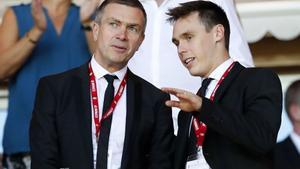 Monaco (Monaco), 09/08/2019.- AS Monacos general director Oleg Petrov (L) and Louis Ducruet (R), son of Princess Stephanie of Monaco, attend the French Ligue 1 soccer match between AS Monaco and Olympique Lyon in Monaco, 09 August 2019. (Francia) EFE/EPA/SEBASTIEN NOGIER