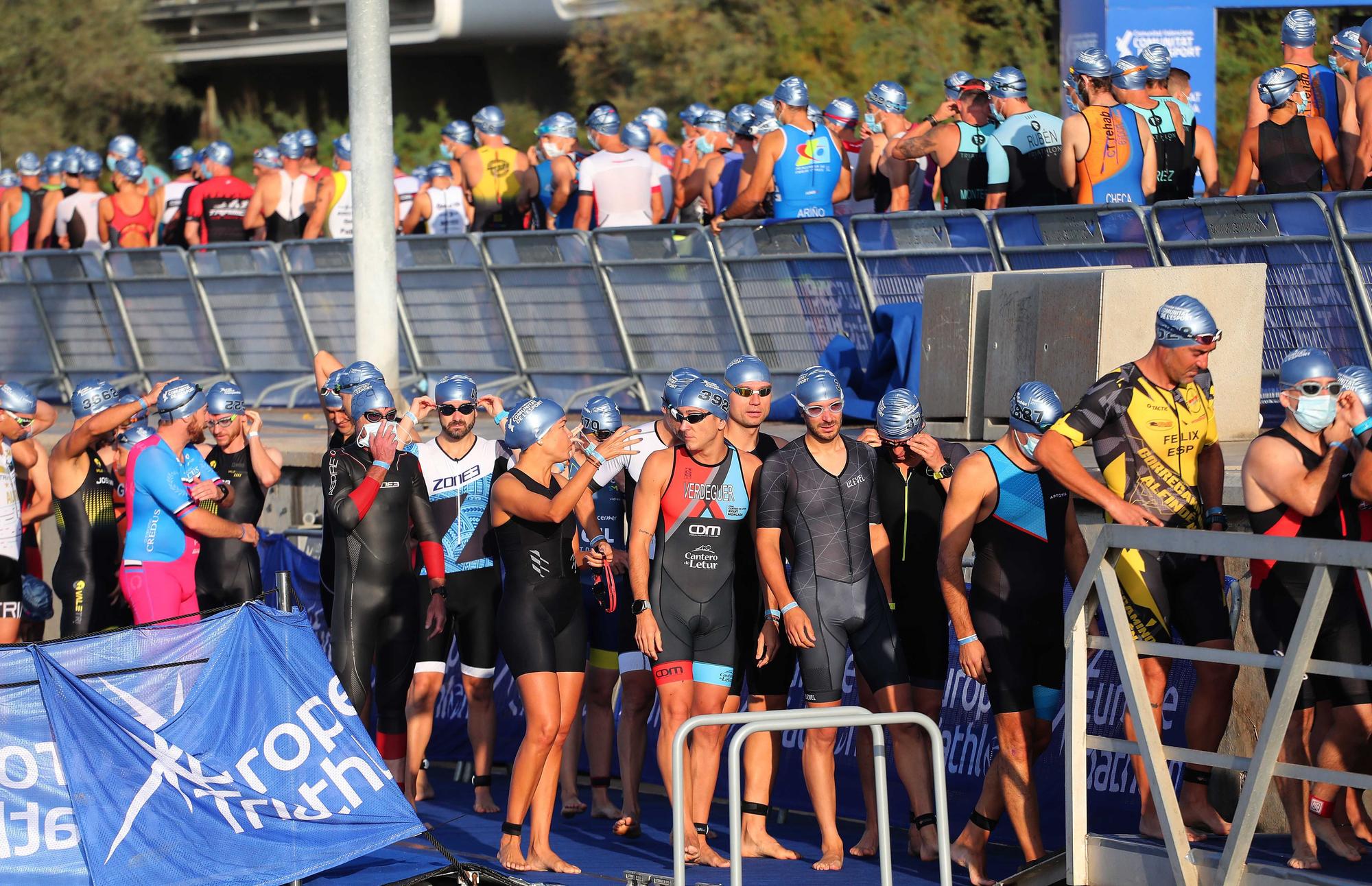 Búscate en las imágenes del campeonato de Europa de Triatlón . Distancia Olímpica