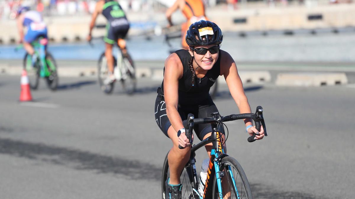 Búscate en las imágenes del campeonato de Europa de Triatlón . Distancia Olímpica