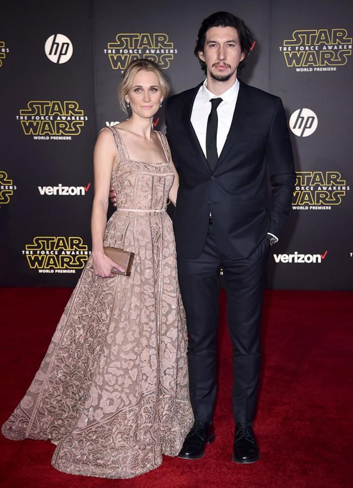 Joanne Tucker y Adam Driver en el estreno mundial de Star Wars en Nueva York