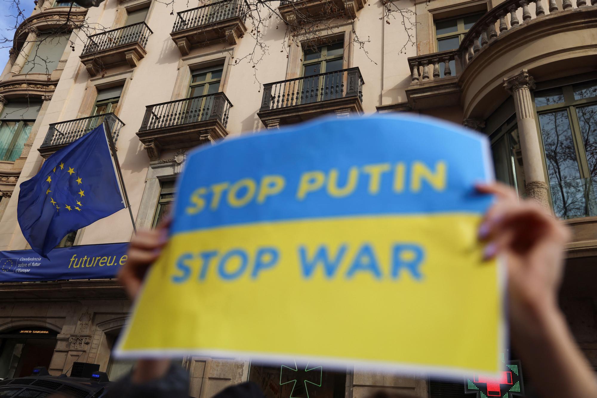 Protest in support of Ukraine, in Barcelona