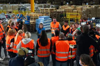 ‘Vida y muerte en un almacén’: la película que muestra la peor cara del comercio electrónico