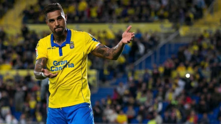 Kevin-Prince Boateng celebra un gol con la UD.