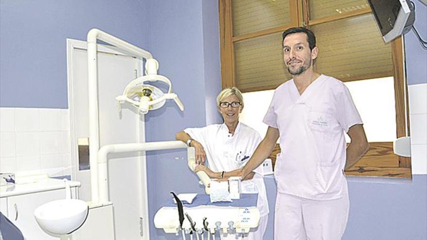 El Provincial atiende a casi 2.500 pacientes en Odontología al año