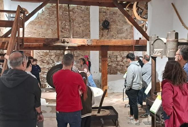 Serra da a conocer su patrimonio con rutas guiadas esta Semana Santa