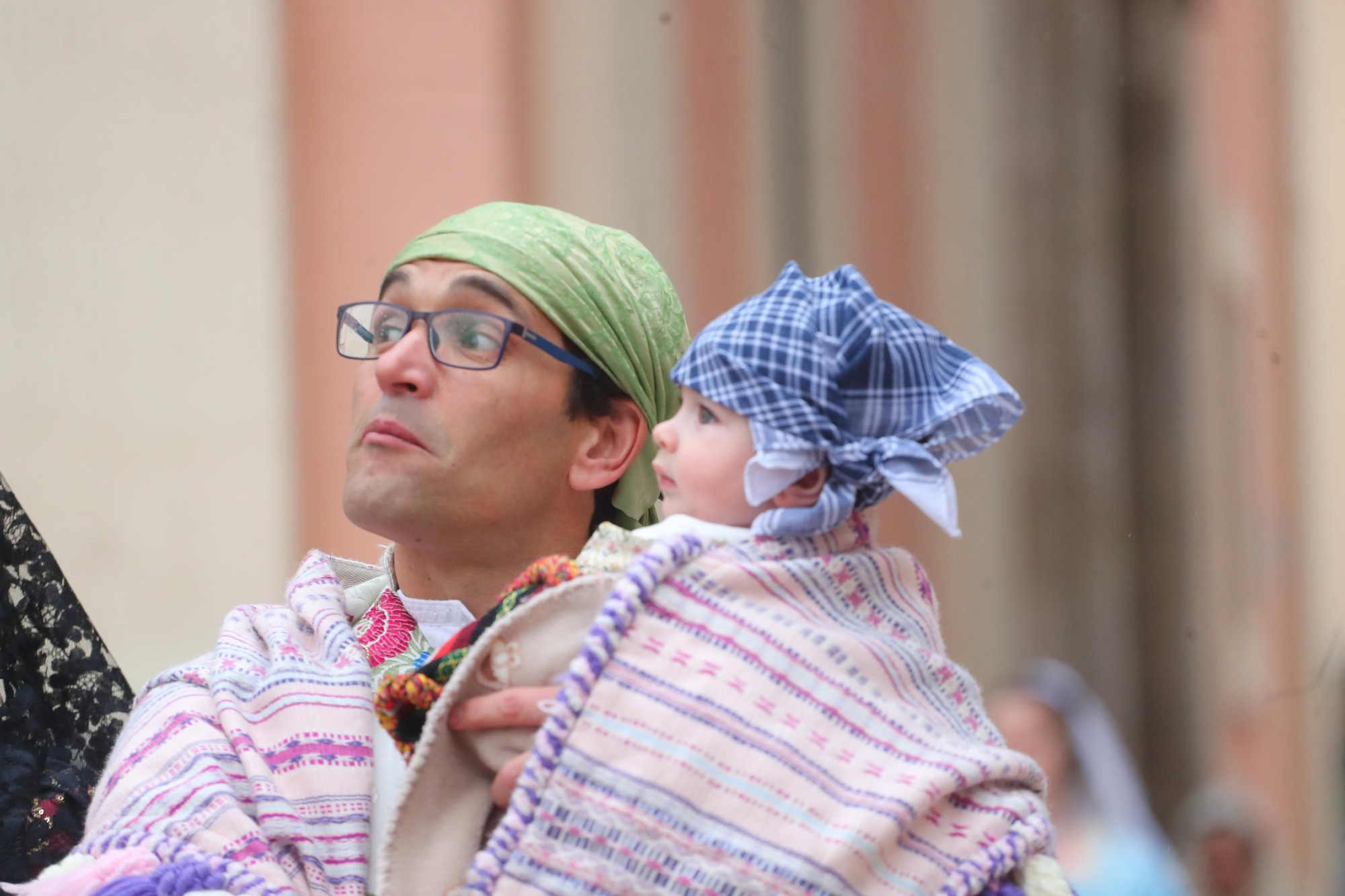 Búscate en el primer día de ofrenda por la calle de la Paz (entre las 17:00 a las 18:00 horas)